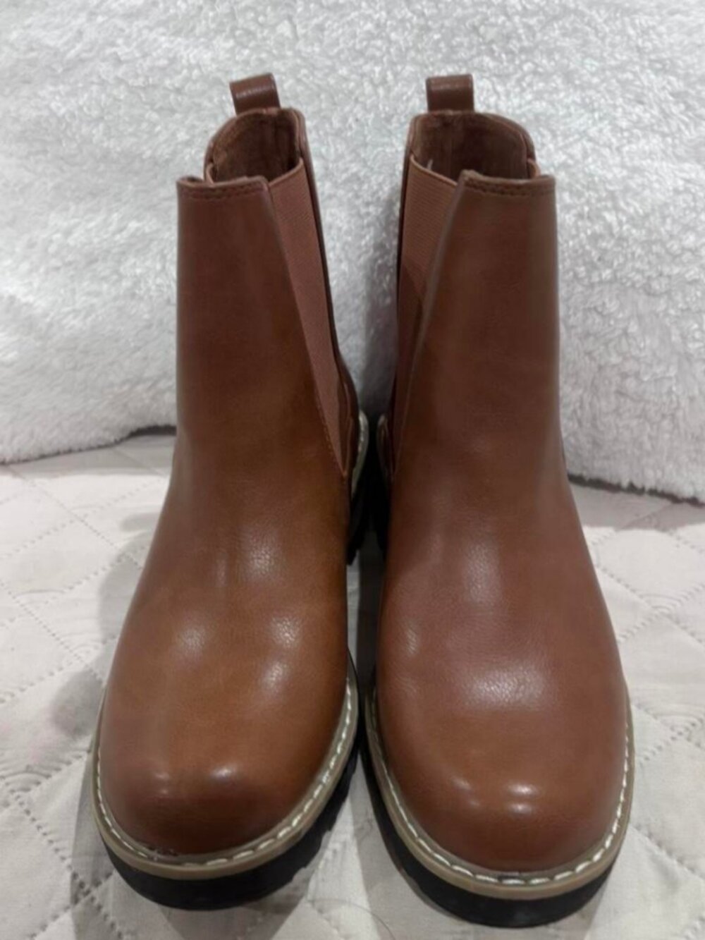 Universal Thread Women's Brown and Tan Boots